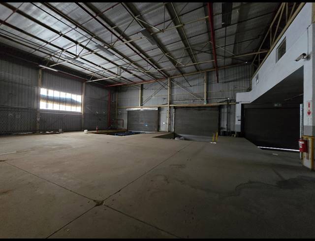 12,732M² WAREHOUSE TO LET IN HERIOTDALE